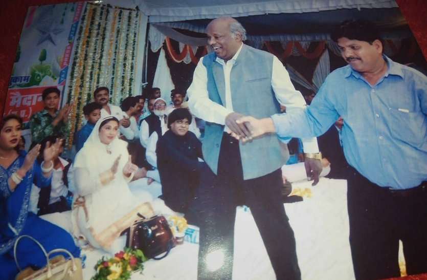 Yaade Kaif All India Mushaira chhatarpur 1986 में पहली बार छतरपुर आए थे मशहूर शायर राहत इंदौरी