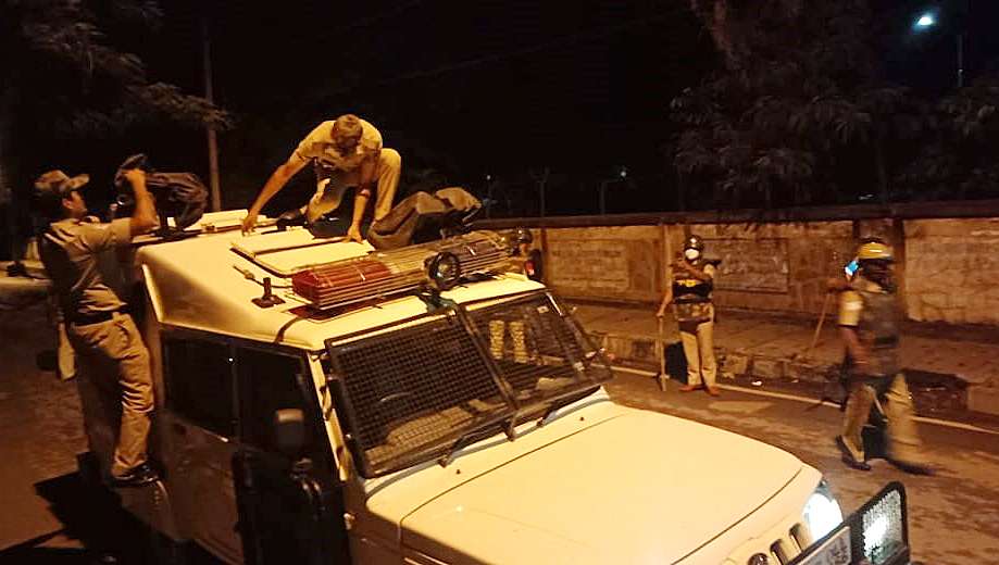 Protesters Turn Violent In Bengaluru Over Social Media Post,1 ...