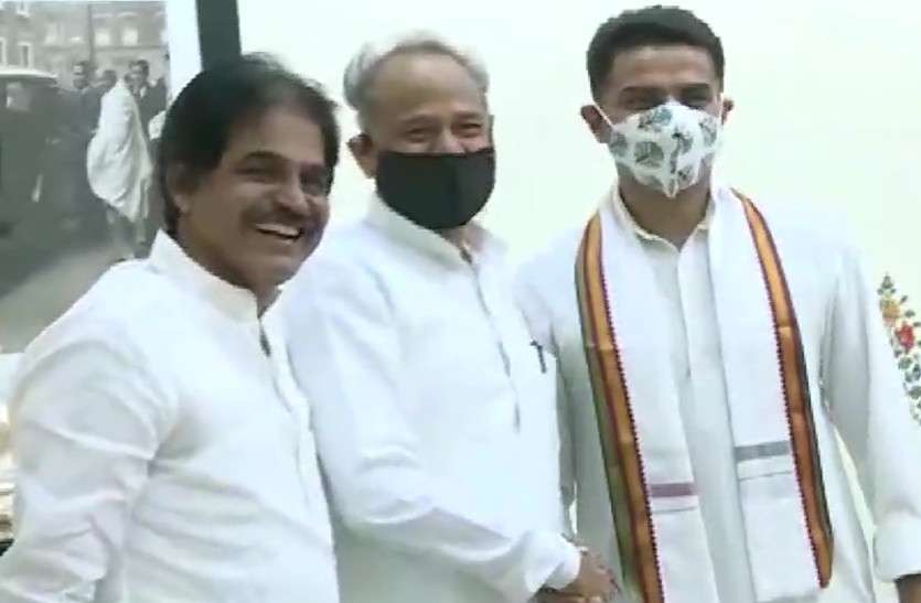 sachin_gehlot.jpg कांग्रेस विधायक दल की बैठक से पहले सीएम गहलोत से मिले पायलट