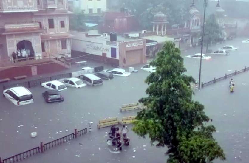 rain_in_jaipur1.jpg