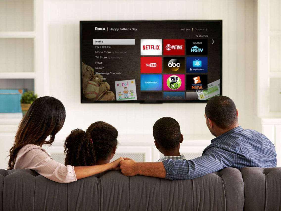 Binge-Watching: घंटो बिंजे वाचिंग से डेड बट्ट सिंड्रोम, मोटापा बढ़ रहा, वक़्त से पहले हो रहे बूढ़े