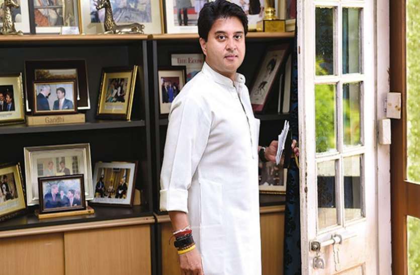 आज मालवा दौरे पर 'महाराज', भाजपा के 10 बड़े नेताओं के घर जाएंगे सिंधिया, दूर करेंगे गिले-शिकवे आज मालवा दौरे पर 'महाराज', भाजपा के 10 बड़े नेताओं के घर जाएंगे सिंधिया, दूर करेंगे गिले-शिकवे