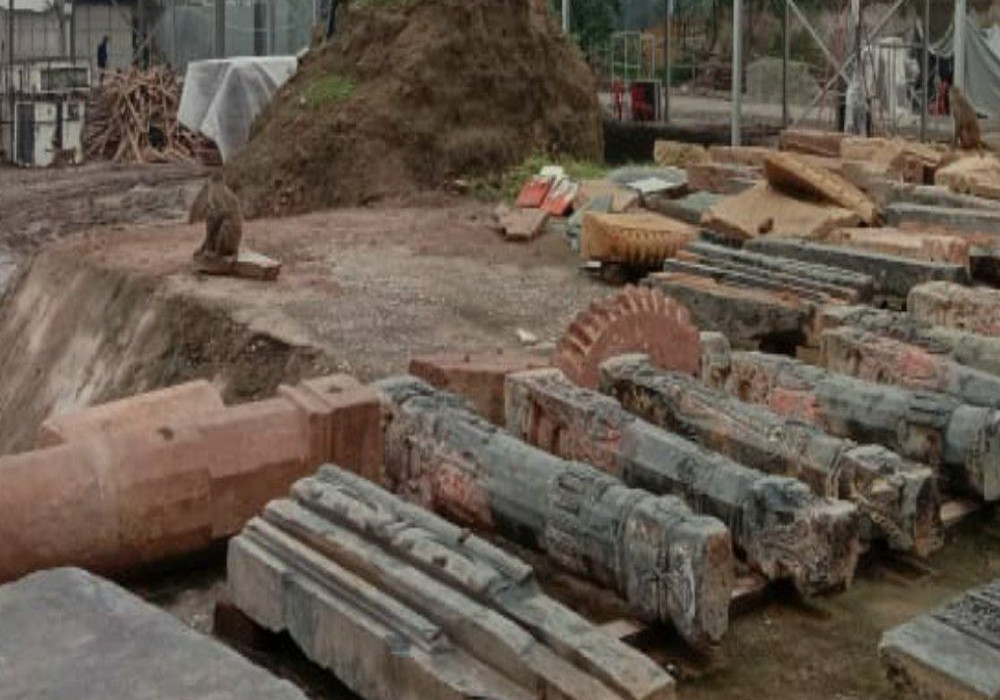 Ayodhya Ram mandir construction foundation Work started LT Worker | अयोध्या  में राम मंदिर निर्माण का कार्य शुरू, फाउंडेशन बनाने में जुटे एलएंडटी के  वर्कर | Patrika News