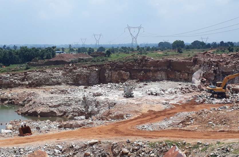 Major action: 16 ballast mine licenses revoked Big action: शर्तों का उल्लंघन, 16 गिट्टी खदान के लाइसेंस निरस्त