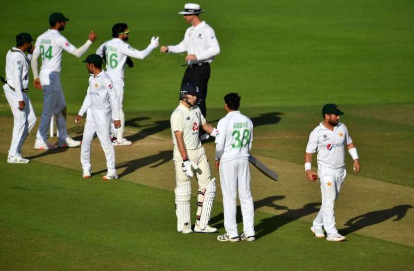 pak_vs_eng_rain_made_game_gritty.jpg PAK vs ENG : बारिश ने किया मजा किरकिरा, नीरस ड्रॉ पर खत्म हुआ मैच