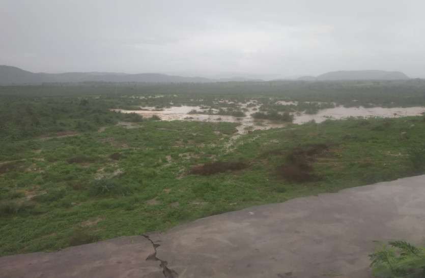 ramgadh_dam9.jpg प्रवाह... झूठ का पुलिंदा-4