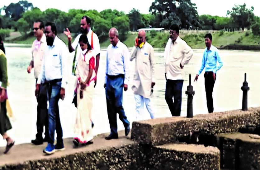 Anicat not made for Dhari Nali Jal Yojana, exposed the collusion of contractors and officials… ठेकादार और अधिकारियों की मिलीभगत उजागर, धीरी नल जल योजना के लिए नहीं बनाया गया एनीकट ...