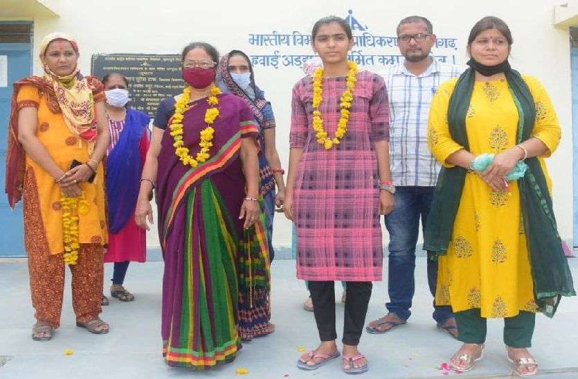 अब विदेश में पढ़ेगी किशनगढ़ की रेणूका अब विदेश में पढ़ेगी किशनगढ़ की रेणूका
