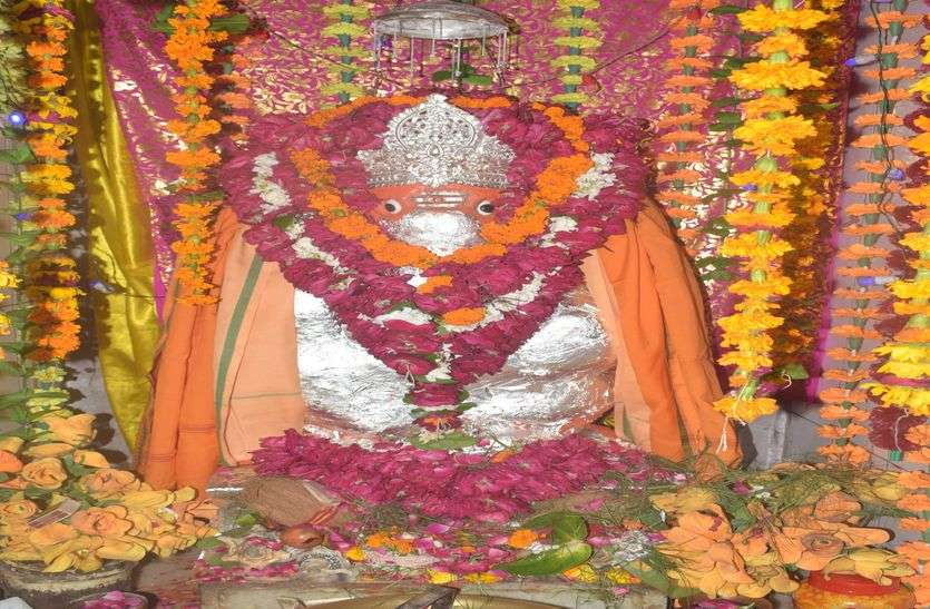 No adorned Ganesh pandals, crowds thronged temples, Viraje gajanan at homes ना सजे गणेश पाण्डाल ना मंदिरों में उमड़ी भीड़, घरों पर विराजे गजानन