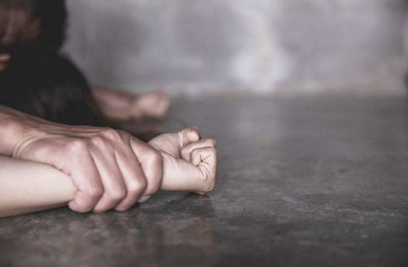 साढ़े तीन साल की मासूम से बलात्कार के बाद हत्या, आरोपी गिरफ्तार साढ़े तीन साल की मासूम से बलात्कार के बाद हत्या, आरोपी गिरफ्तार