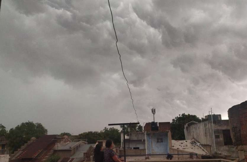 Gujarat : राज्य में मौसम की 102 फीसदी से अधिक बारिश Gujarat : राज्य में मौसम की 102 फीसदी से अधिक बारिश