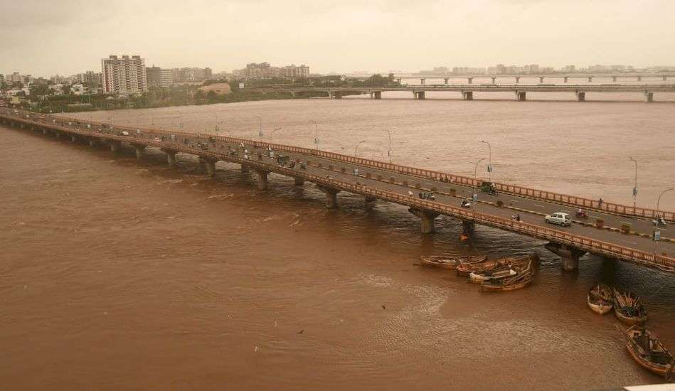 HOLY RIVER