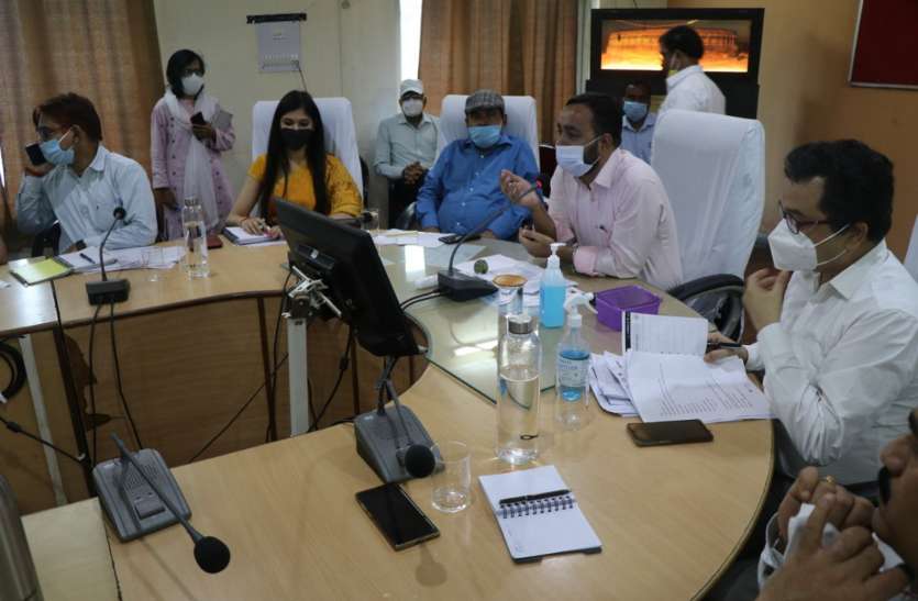 र्कारवाई के बाद भी नहींचेत रहे अधिकारी र्कारवाई के बाद भी नहींचेत रहे अधिकारी