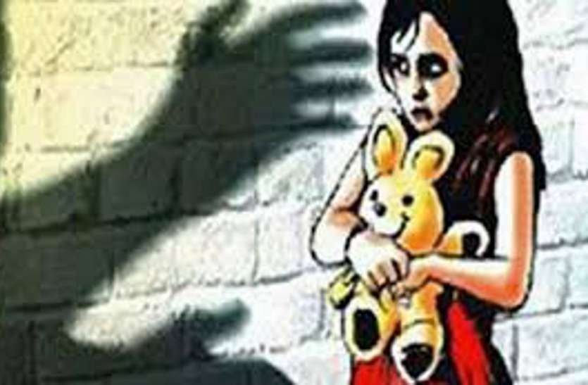 चार साल की बालिका से बलात्कार करने वाले आरोपी को आजीवन कारावास की सजा चार साल की बालिका से बलात्कार करने वाले आरोपी को आजीवन कारावास की सजा