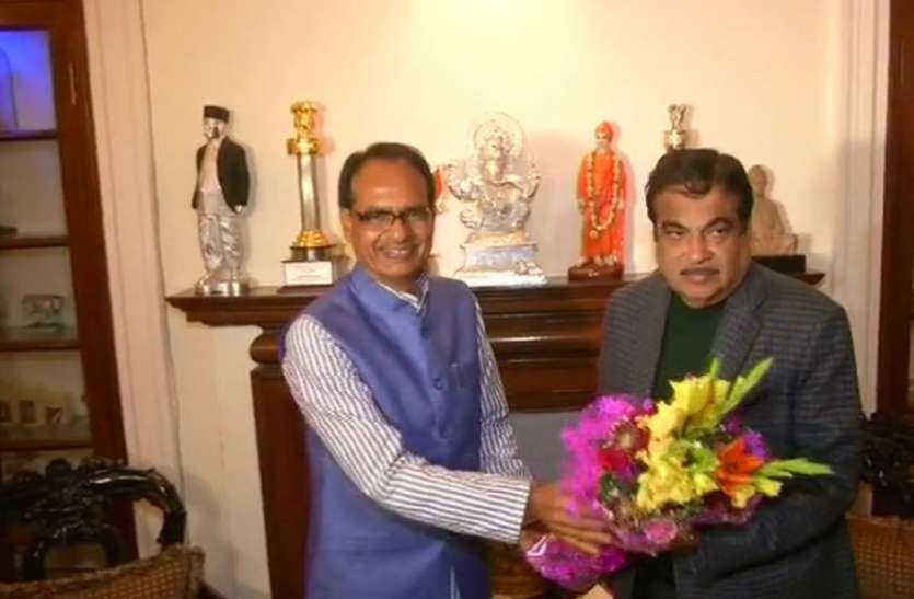 आज एमपी को मिलेगी बड़ी सौगात, केन्द्रीय मंत्री 45 सड़क परियोजनाओं का करेंगे लोकार्पण और शिलान्यास आज एमपी को मिलेगी बड़ी सौगात, केन्द्रीय मंत्री 45 सड़क परियोजनाओं का करेंगे लोकार्पण और शिलान्यास