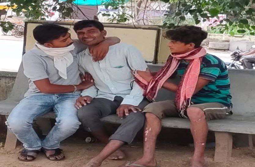 बड़े भाई को डूबते बचाते हुए छोटे भाई की भी मौत बड़े भाई को डूबने से बचाते हुए छोटे भाई की भी मौत