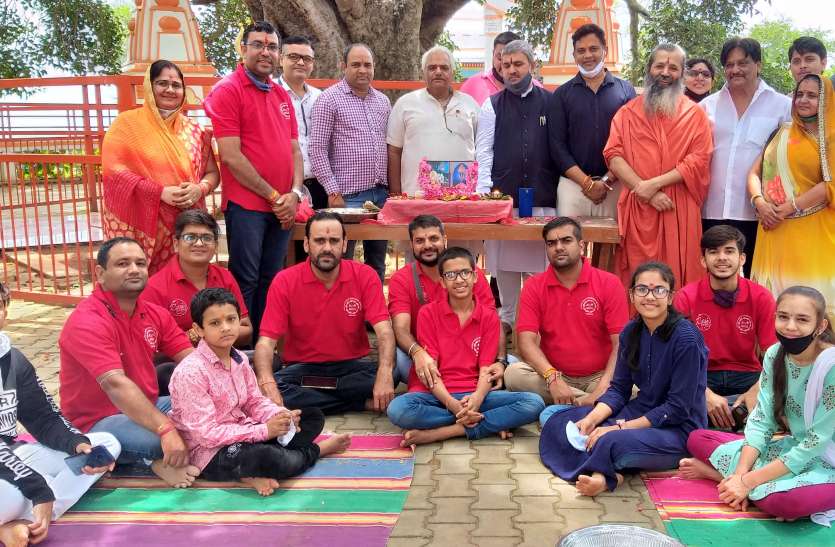 आज के दौर महर्षि दधिचि की जरूरत आज के दौर महर्षि दधिचि की जरूरत
