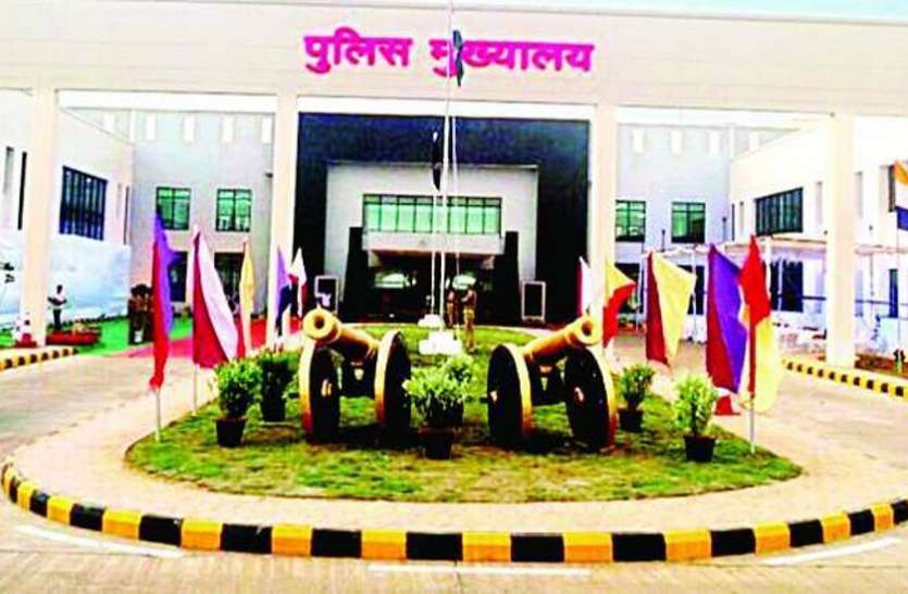 प्रदेश में जल्द ही शुरू होंगे 5 नए साइबर थाने प्रदेश में जल्द ही शुरू होंगे 5 नए साइबर थाने