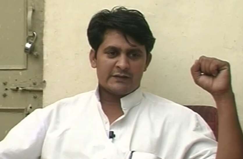 सरकार सिर्फ वोट बैंक को ध्यान में रखकर ही काम कर रही है-रामलाल सरकार सिर्फ वोट बैंक को ध्यान में रखकर ही काम कर रही है-रामलाल