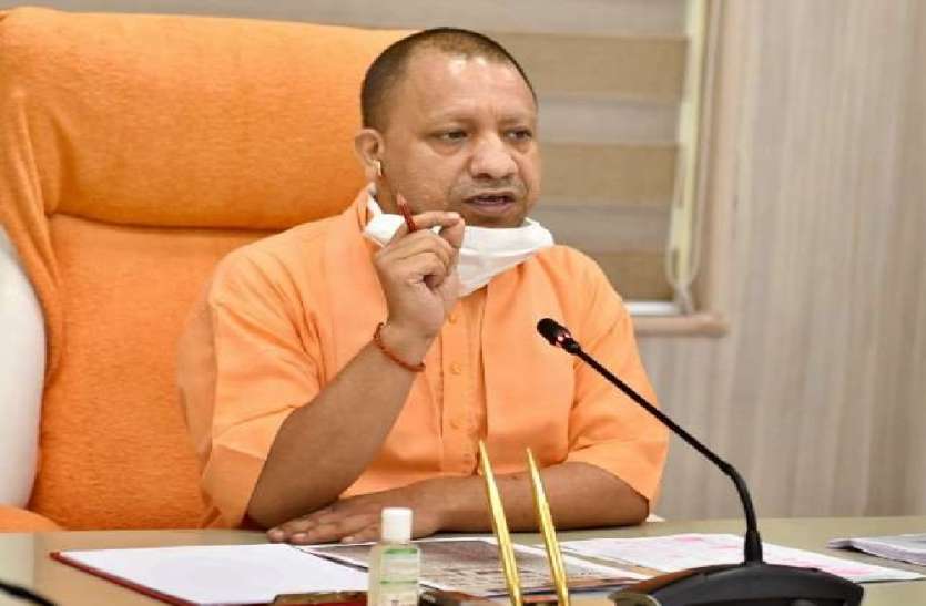 पंचायत चुनावों पर भी पड़ी कोरोना की मार, छह महीने टालने की तैयारी में योगी सरकार पंचायत चुनावों पर भी पड़ी कोरोना की मार, छह महीने टालने की तैयारी में योगी सरकार