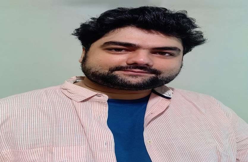 Flesh Web Series की शूटिंग के लिए कई दिनों तक नहाया नहीं— कविन दवे Flesh Web Series की शूटिंग के लिए कई दिनों तक नहाया नहीं— कविन दवे