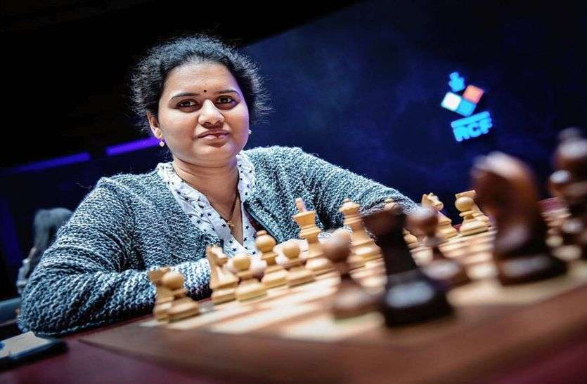 koneru_humpy.jpg Online Chess Olympiad : कोनेरू हंपी का शानदार प्रदर्शन, पोलैंड को हराकर भारत फाइनल में