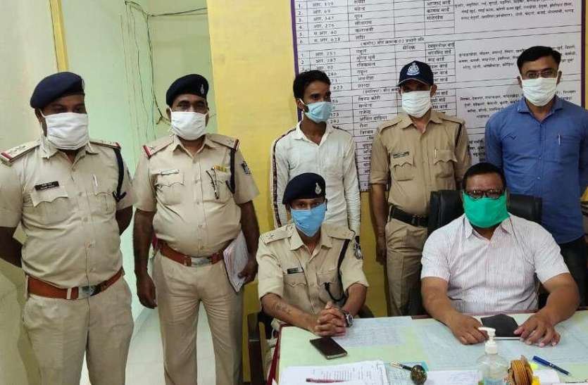 3001nsp6.jpg एक बीड़ी के विवाद पर कर दी बाबा की हत्या आरोपी गिरफ्तार