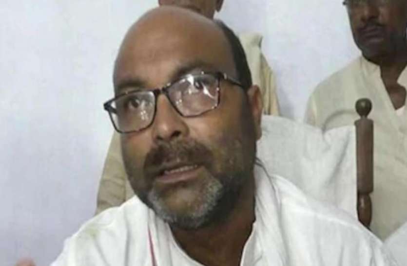भाजपा सरकार कम्बल ओढ़ सत्ता का घी पीने में व्यस्त : अजय कुमार लल्लू भाजपा सरकार कम्बल ओढ़ सत्ता का घी पीने में व्यस्त : अजय कुमार लल्लू