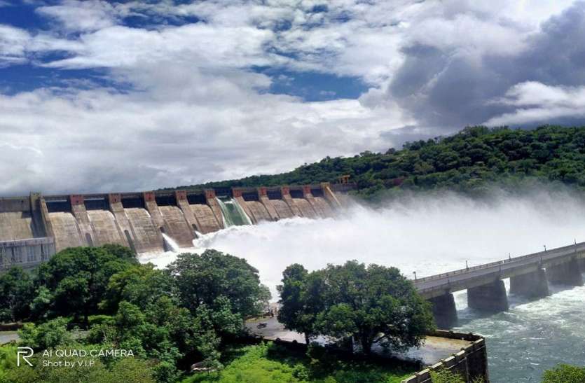 राजस्थान, मध्यप्रदेश और उत्तर प्रदेश में चम्बल ने बजाई खतरे की घण्टी राजस्थान, मध्यप्रदेश और उत्तर प्रदेश में चम्बल ने बजाई खतरे की घण्टी