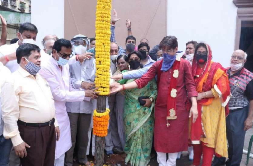 BENGAL KHUNTI-PUJA-कोरोना के खात्मे की कामना के साथ हुई खूंटी पूजा BENGAL KHUNTI-PUJA-कोरोना के खात्मे की कामना के साथ हुई खूंटी पूजा