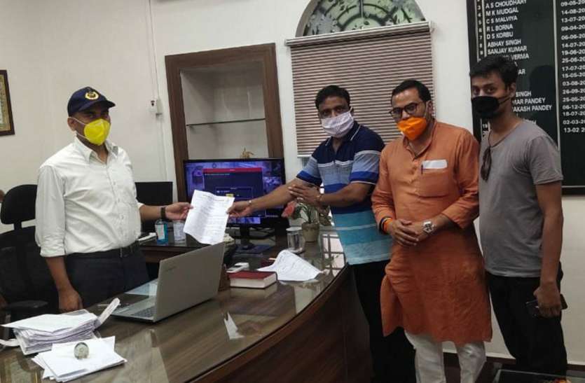 सात दिन में नहीं पकड़े लुटेरे तो बंद कर देंगे बाजार, करेंगे धरना-प्रदर्शन सात दिन में नहीं पकड़े लुटेरे तो बंद कर देंगे बाजार, करेंगे धरना-प्रदर्शन