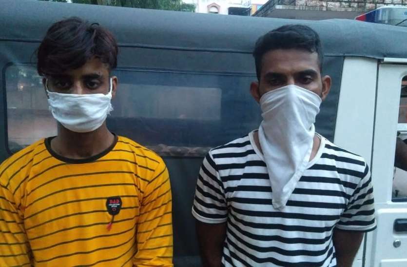 चोरी का आरोपी रिक्रूट कांस्टेबल निलम्बित, विभागीय जांच के आदेश चोरी का आरोपी रिक्रूट कांस्टेबल निलम्बित, विभागीय जांच के आदेश