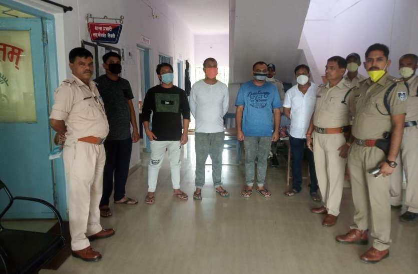 Golu_singh.jpg 50 दिन बाद फायरिंग-बलवा के आरोपी गोलू ने पांच गुर्गों के साथ किया समर्पण