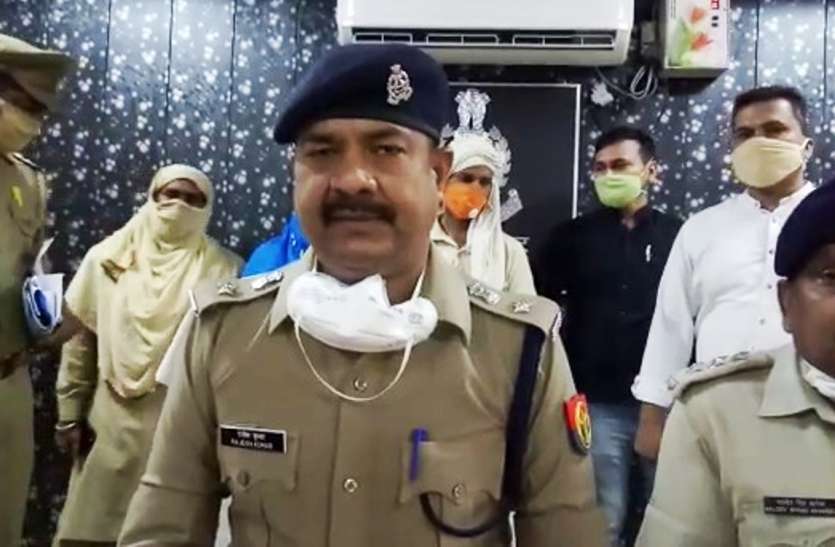 murder गैर मर्द को पत्नी के साथ देखकर आग बबूला हो गया पति, डंडा मारकर कर दी हत्या