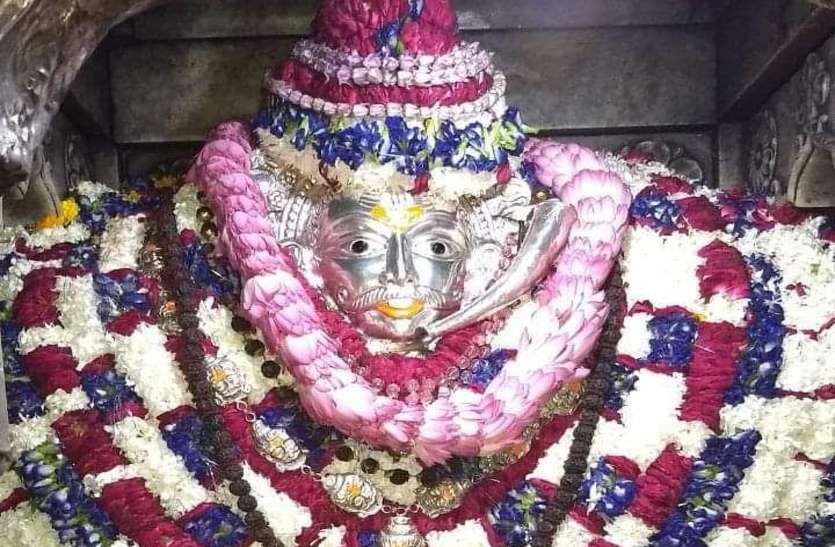 Baba Lat Bhairav वाराणसी में पहली बार बिन बाराती हुआ बाबा लाट भैरव का विवाह, काशी के लक्खा मेले में होता है शुमार
