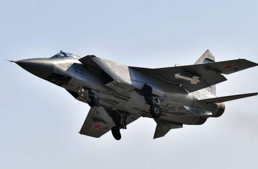 mig31 Russian MiG-31 Jet ने बैरेंट समुद्र के ऊपर दो अमरीकी और ब्रिटिश विमान को रोका