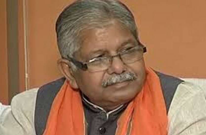 01.jpg आत्महत्या के मामले में छत्तीसगढ़ देश में 9वें नंबर पर, धरमलाल कौशिक ने भूपेश बघेल सरकार पर साधा निशाना