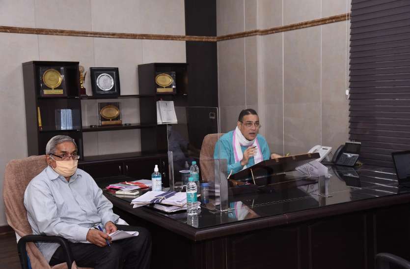 vedio conference हर सहकारी समिति बेच सकेगी खाद-बीज