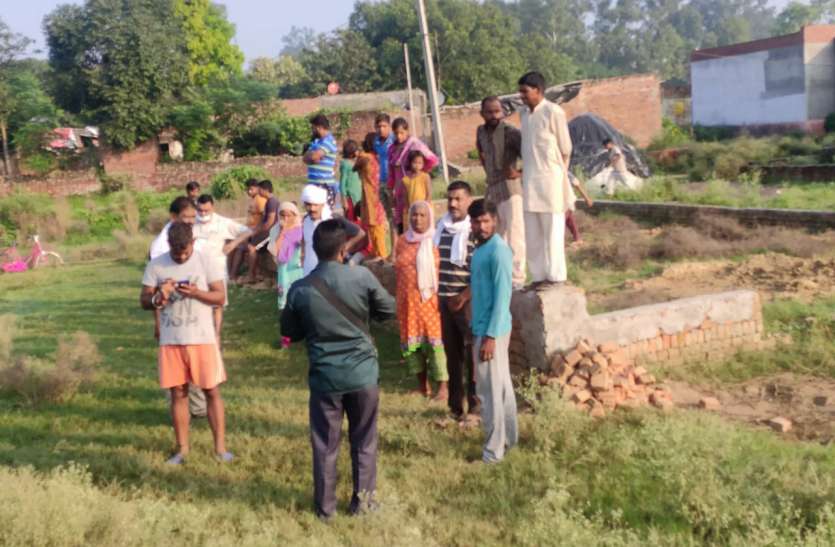 deoband.jpg सहारनपुर में फिर माहौल बिगाड़ने की कोशिश देवबंद में मंदिर के पास मिले गोवंश अवशेष, हंगामा