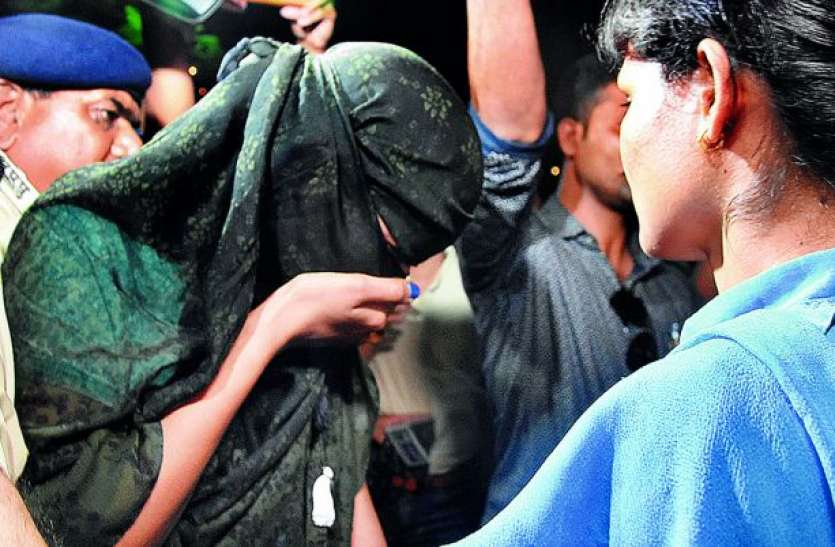 MP Honeytrap case MP Honeytrap case : CBI को नहीं सौंपी जाएगी हनीट्रैप मामले की जांच, हाईकोर्ट ने बताई ये खास वजह