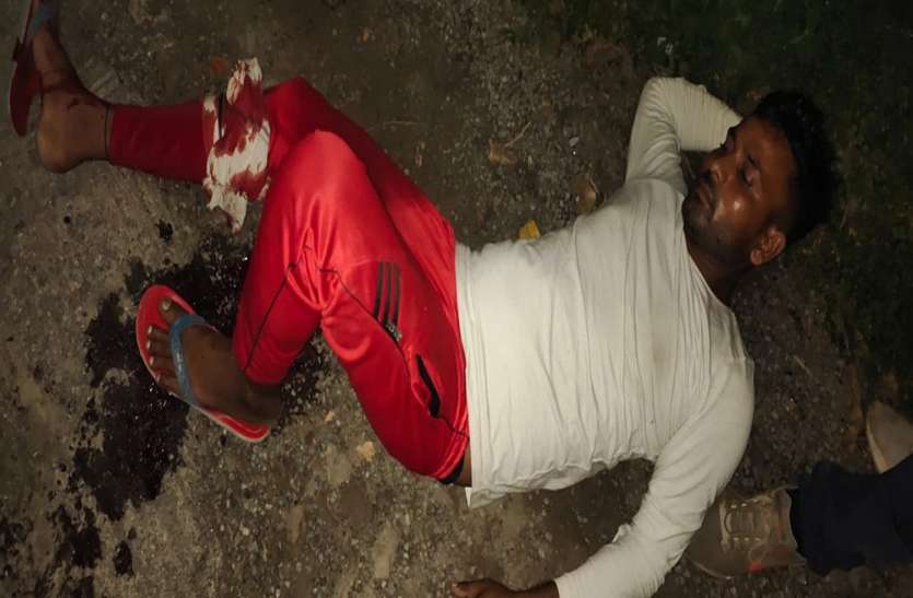 मुठभेड़ के बाद गिरफ्तार हुआ शातिर लुटेरा सिकंदर मुठभेड़ के बाद गिरफ्तार हुआ शातिर लुटेरा सिकंदर