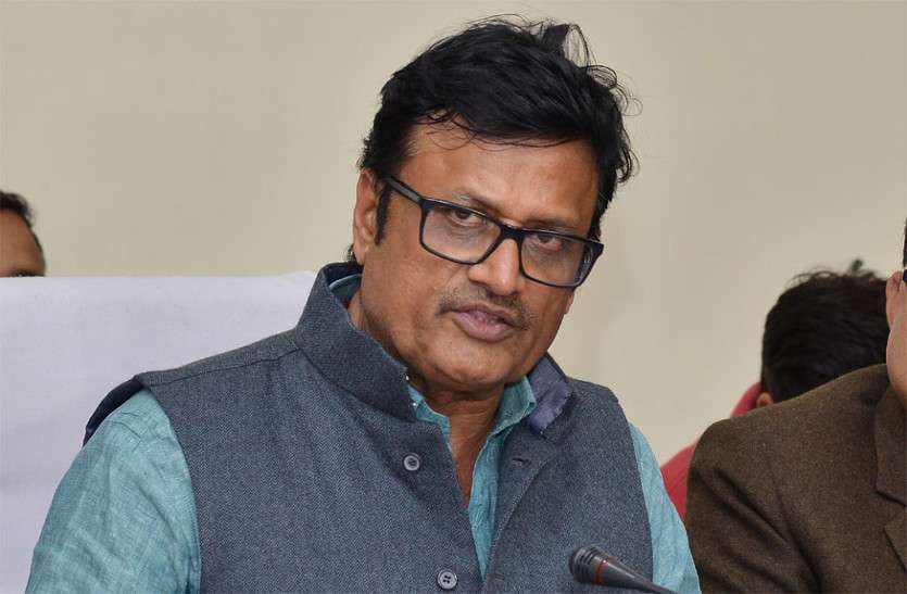 राजेंद्र राठौड़ का बयान, राजस्थान में कोरोना का कम्यूनिटी स्प्रेड, आंकड़े दे रहे हैं प्रमाण राजेंद्र राठौड़ का बयान, राजस्थान में कोरोना का कम्यूनिटी स्प्रेड, आंकड़े दे रहे हैं प्रमाण