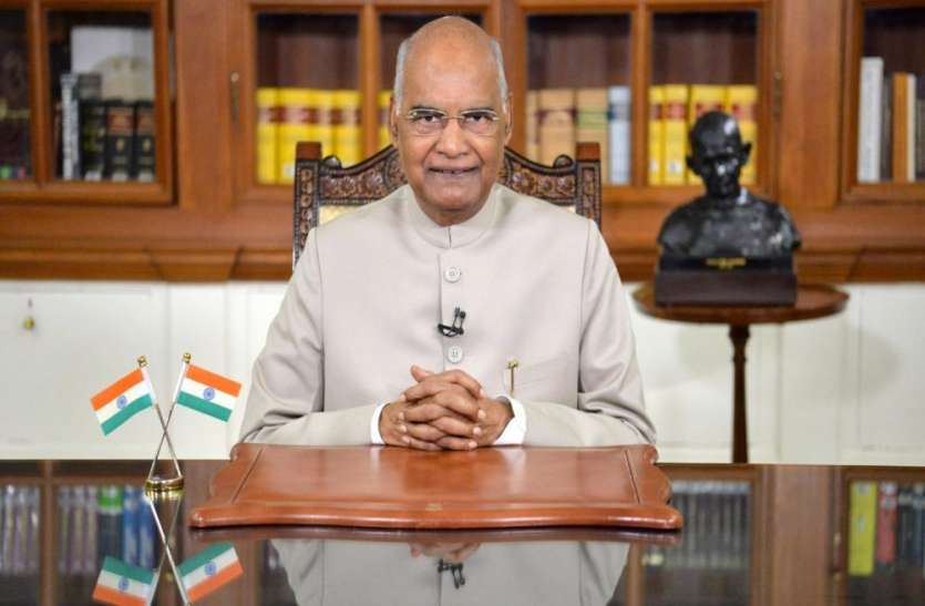 UP Top Ten News: राष्ट्रपति ने 47 शिक्षकों को किया सम्मानित, यूपी से तीन शिक्षक शामिल UP Top Ten News: राष्ट्रपति ने 47 शिक्षकों को किया सम्मानित, यूपी से तीन शिक्षक शामिल