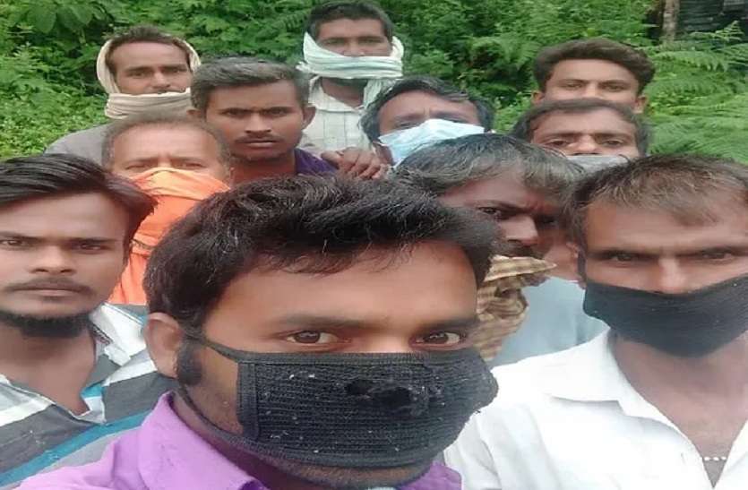 भूटान में बंधक बने बिहार के 12 मजदूरों ने लगाई छुड़ाने की गुहार भूटान में बंधक बने बिहार के 12 मजदूरों ने लगाई छुड़ाने की गुहार