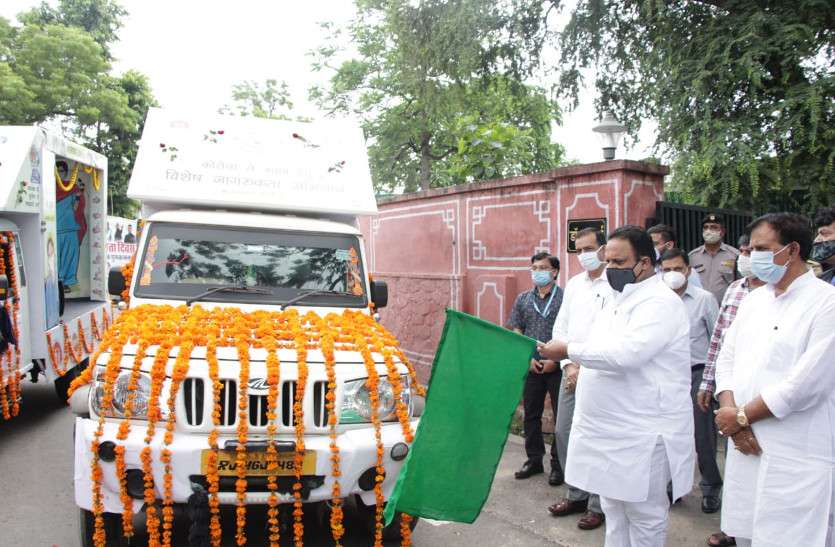 raghu_sharma.jpg स्वास्थ्य मंत्री ने कोरोना जागरूकता के प्रचार-प्रसार रथों को किया रवाना