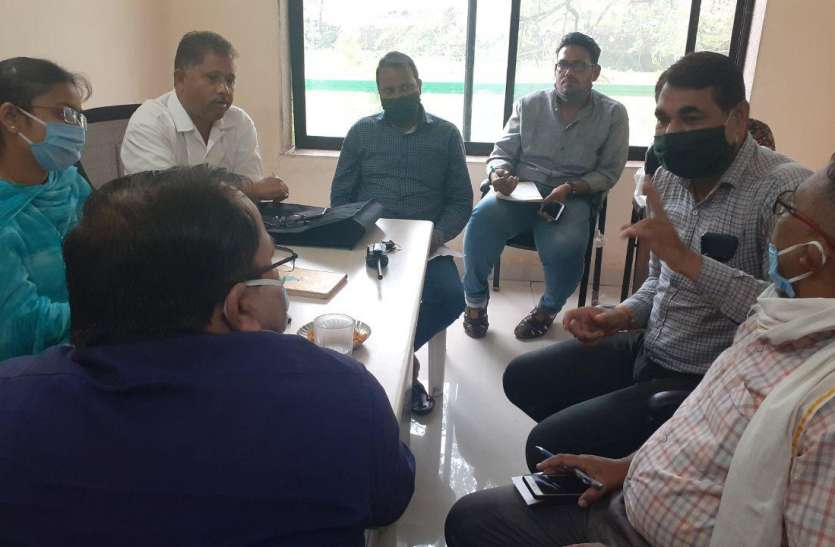 swachh survekshan 2021 news जोन प्रभारी बोले-कागजों पर बनाए प्लान के क्रियान्वयन की बताएं रणनीति, कंसलटेंट ने कहा- आपसे कर लेंगे समन्वय
