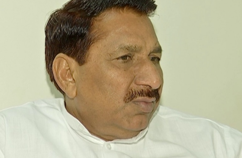 समय-सीमा और गुणवत्ता के साथ काम पूरा करें, इससे पैसे की बचत होती है: मंत्री समय-सीमा और गुणवत्ता के साथ काम पूरा करें, इससे पैसे की बचत होती है: मंत्री