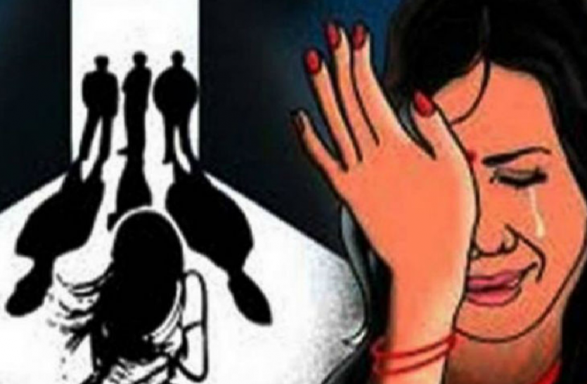 आश्रम में बदमाशों का तांडव, साध्वी से किया गैंगरेप, जो दिखा उसको पीटा आश्रम में बदमाशों का तांडव, साध्वी से किया गैंगरेप, जो दिखा उसको पीटा