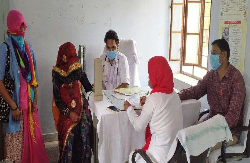 कोरेाना की रिकवरी रेट बढ़ी, 88 फीसदी से ज्यादा हुए स्वस्थ राजस्थान में यहां तीन टोल कर्मचारी व स्कूल व्याख्याता सहित 95 कोरोना पॉजिटिव