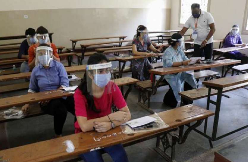 ABVV Bilaspur exam will start from 16 to 30 September, see here detail ABVV Bilaspur: 16 से होगी एबीयू की परीक्षा, एक दिन में चार पाली में स्टूडेंट्स देंगे पेपर